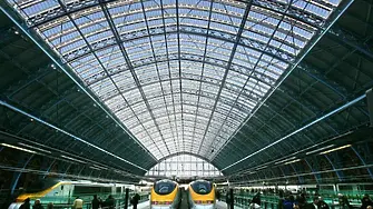 Големи закъснения и отменени влакове на Eurostar заради повреда по френската жп мрежа