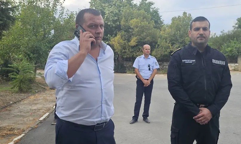 Три са критичните точки при пожарите в страната