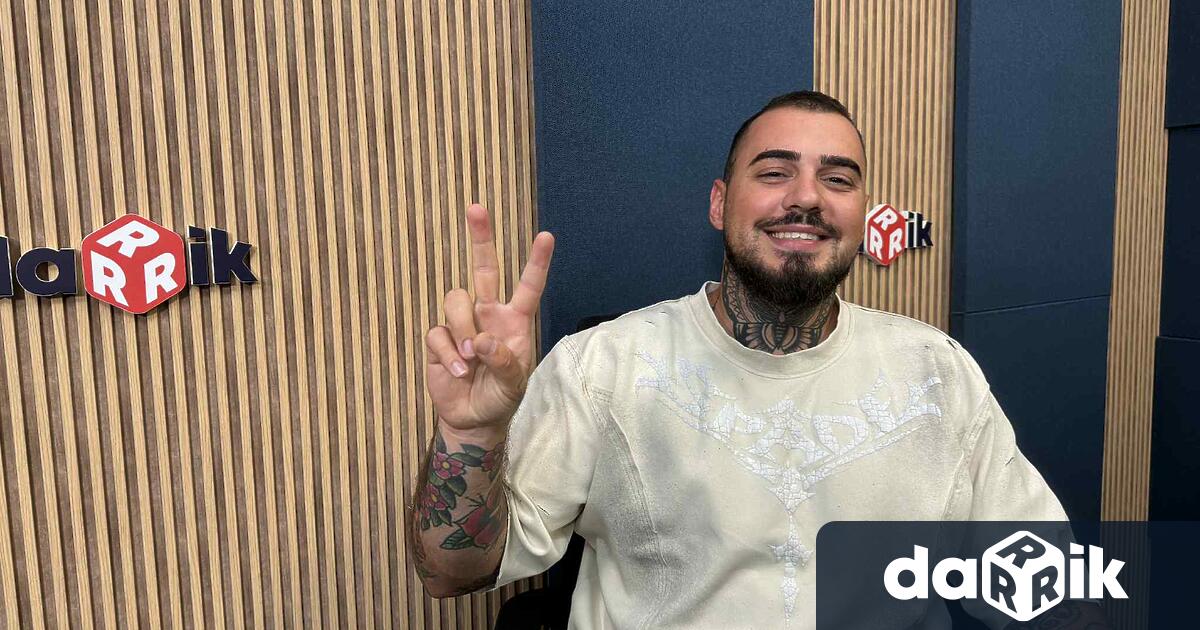 В свят в който музиката често звучи само като фон