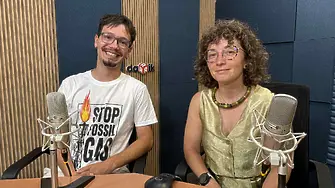  „Природният газ е заплаха за мира“: Greenpeace с акция срещу LNG танкер