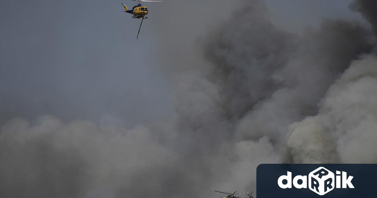 Голям пожар избухна днес около 14 ч край селището Кератея