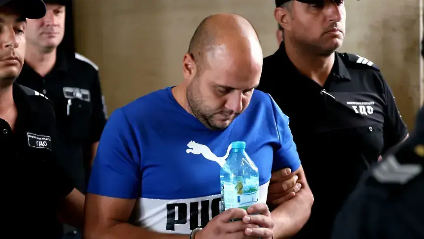Подпалвачът от Велико Търново остава за постоянно в ареста