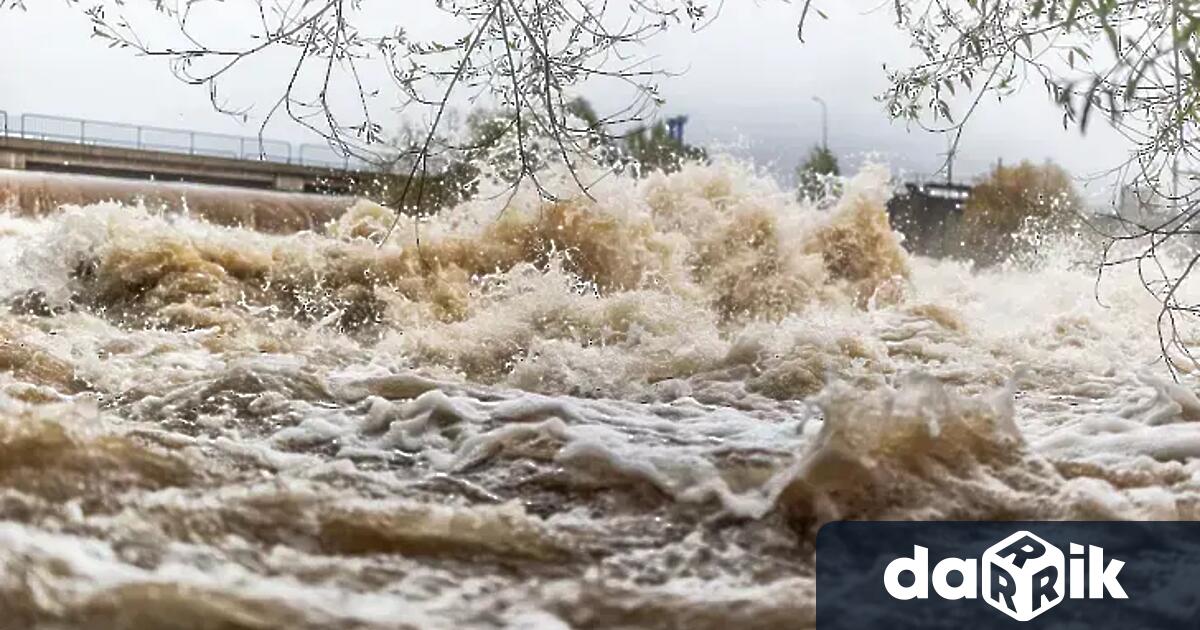 Извънредно положение бе обявено в руската Краснодарска област край брега