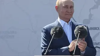 Високопоставен съветник на Тръмп обвини Индия, че финансира войната на Русия в Украйна