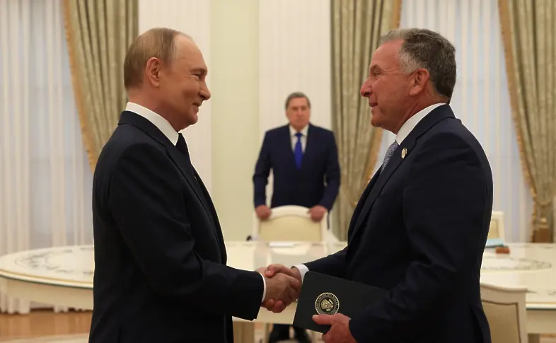 Путин и пратеникът на Тръмп проведоха тричасова среща
