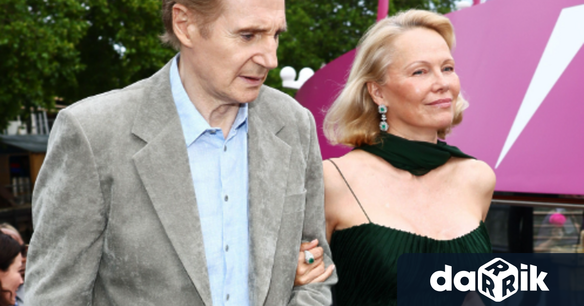 Памела Андерсън и Лиъм Нийсън са запазили в тайна разцъфтяващата