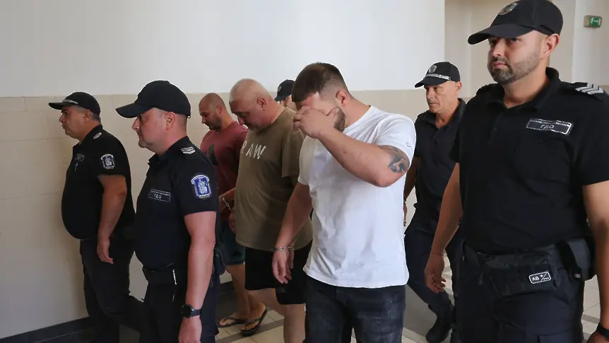 СГС остави в ареста трима обвинени за фалшиви евробанкноти