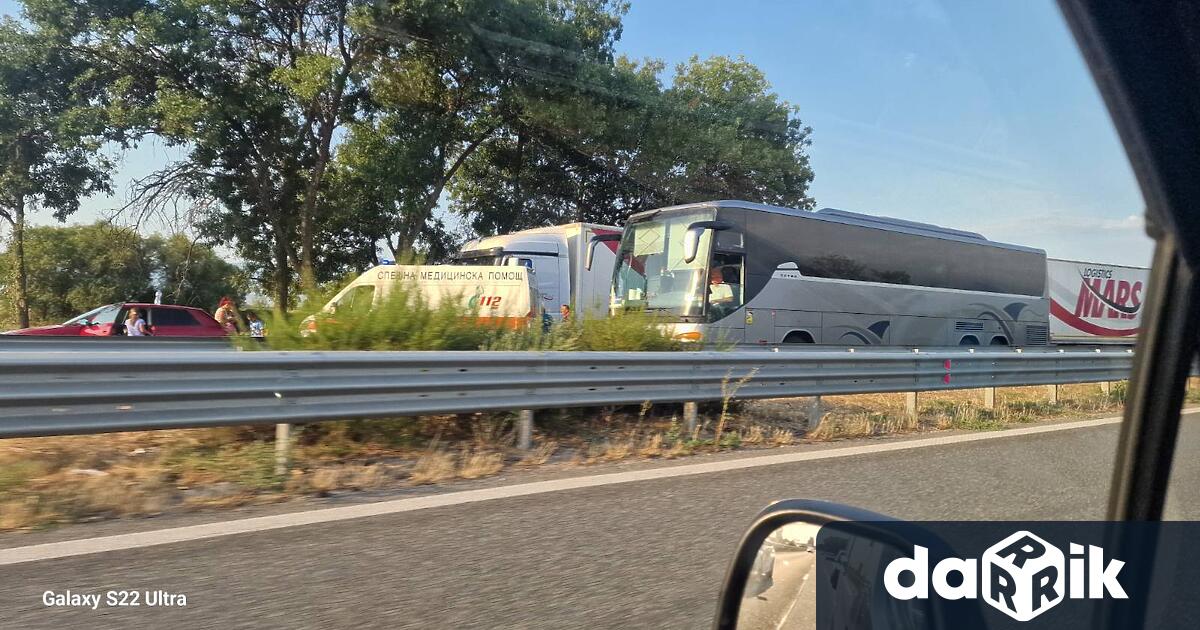 Верижна катастрофа с ТИР ове предизвика сериозно задръстване тази сутрин на