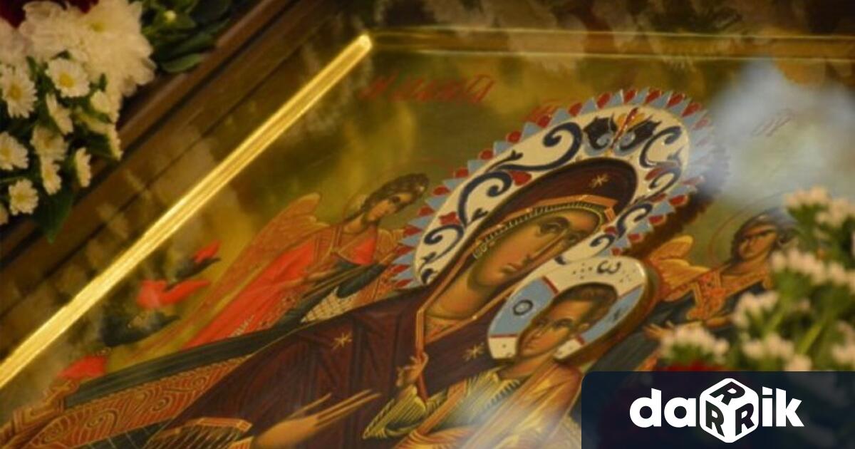 На 15 август православната църква отбелязва един от 12 те