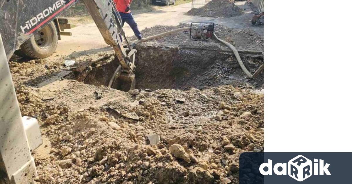 ВиК Плевен продължава строително ремонтните дейности по подмяната на вътрешен водопровод