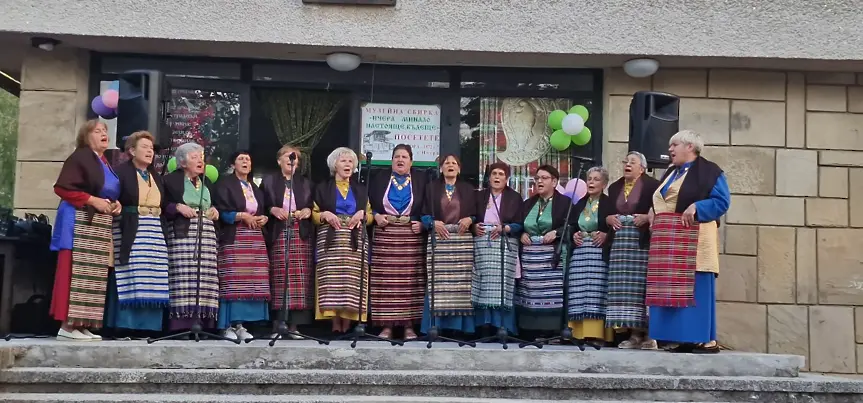Ичера отпразнува петдесет и седмия си фолклорен събор