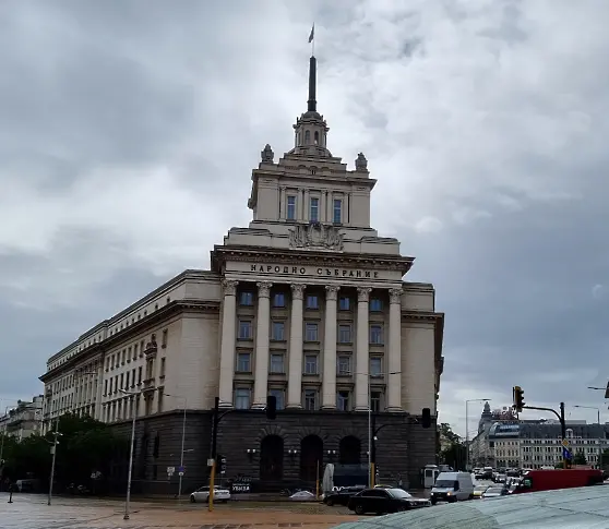 Партийният дом трябва да е исторически музей, а не бункер за тюфлеци