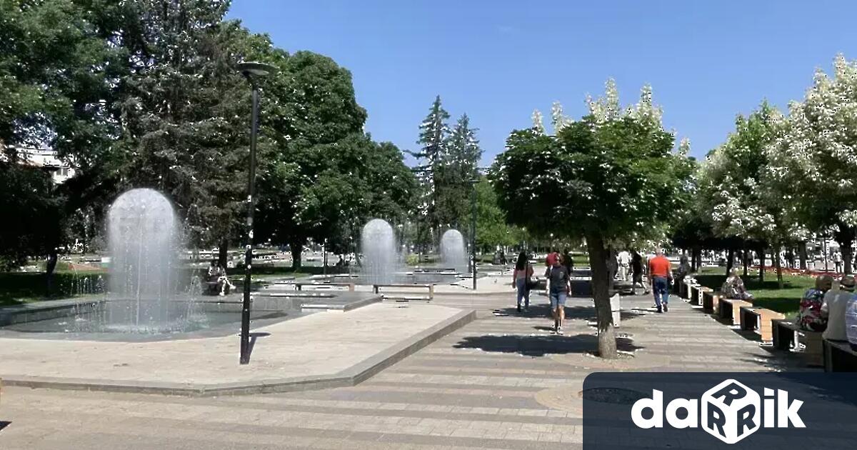 В петък времето ще бъде предимно слънчево с временни увеличения