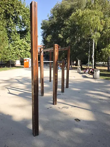 Вандалска проява в Градската градина