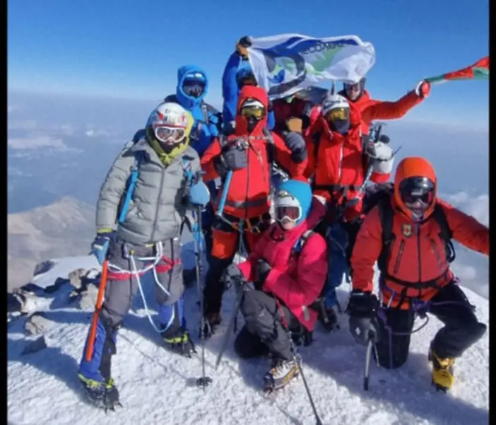  Част от групата, изкачила Елбрус, гостува в Сливенска община 