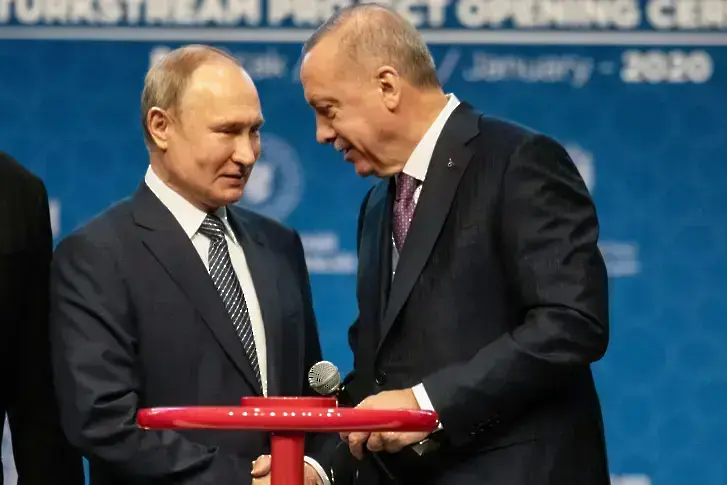 Ердоган към Путин: Турция подкрепя усилията за установяване на траен мир в Украйна