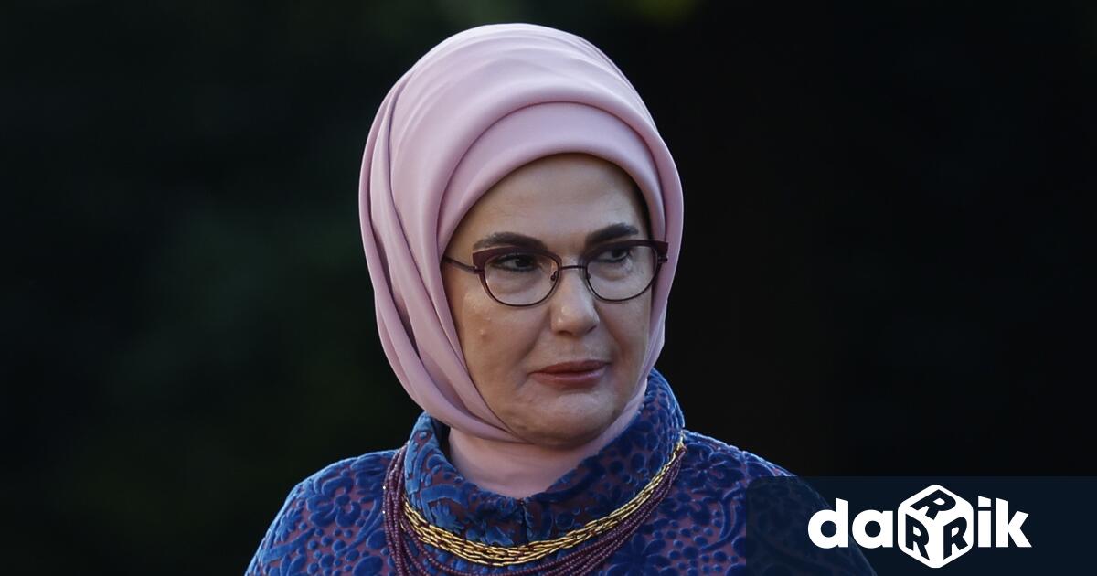 Първата дама на Турция Емине Ердоган изпрати днес писмо до