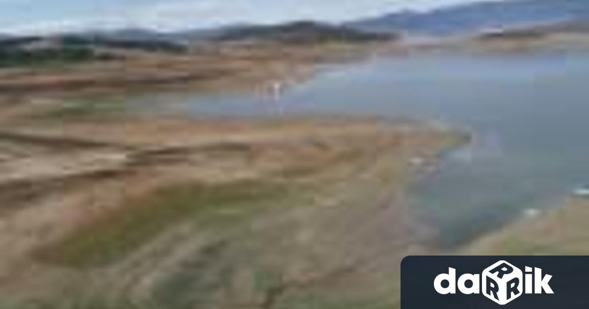 Текущият завирен обем на язовир Жребчево към момента е 84