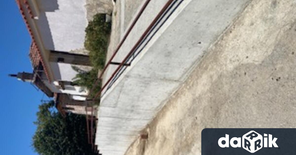 Община Сливен възстанови и укрепи целостта на изградена стена в