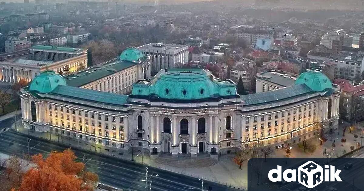 Стотици места за студенти в Софийския университет са останали незаети