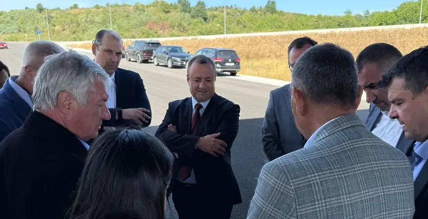 По заповед на регионалния министър, екипи от всички ВиК дружества в страната отиват в Плевен, за да подпомогнат местния ВиК оператор