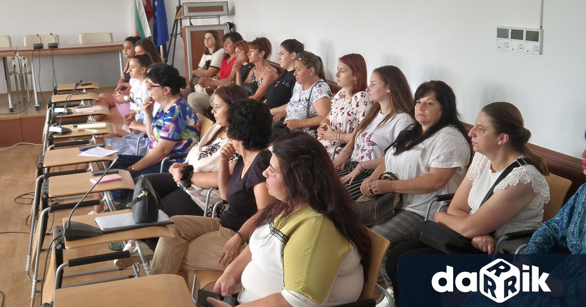 Публично обсъждане на проект на Общински годишен план за социалните