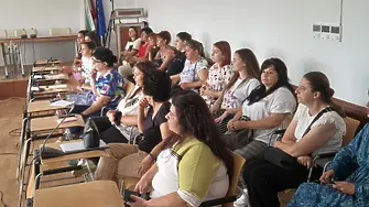 Публично обсъждане на проект на Общински годишен план за социалните услуги през 2026 г. се проведе в Община Мездра