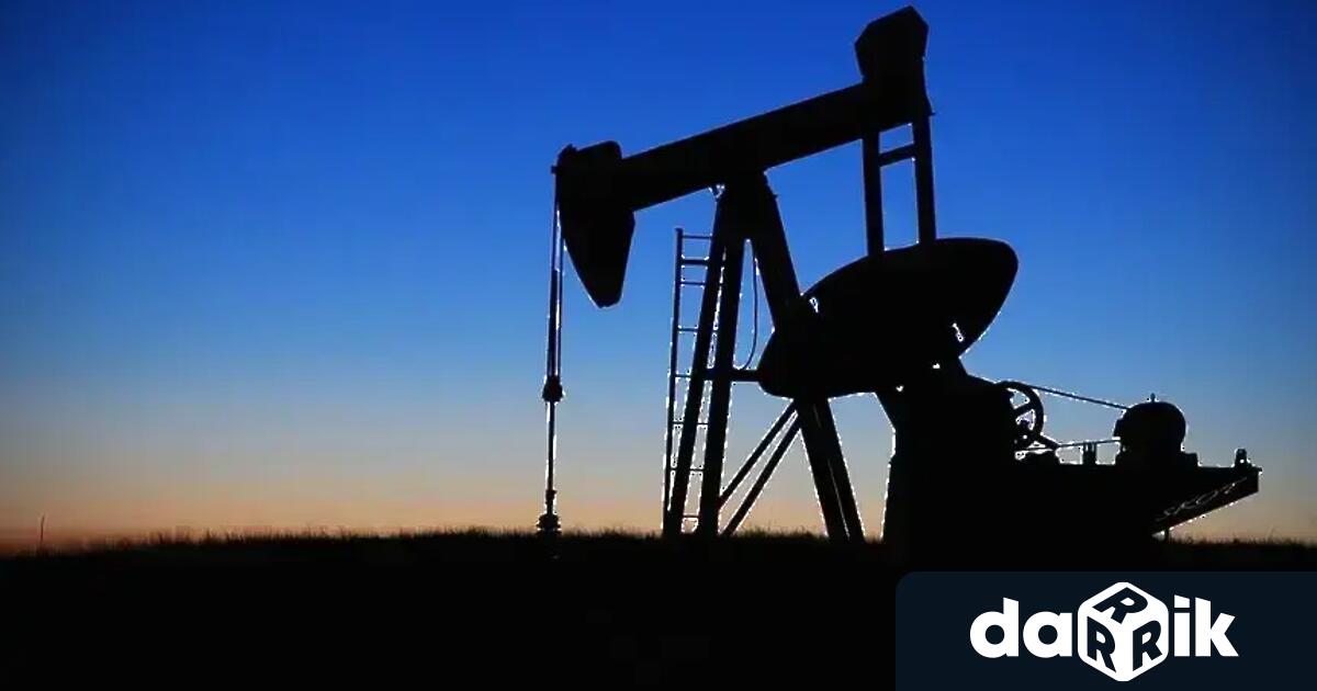 Запасите от суров петрол в САЩ са се понижили повече