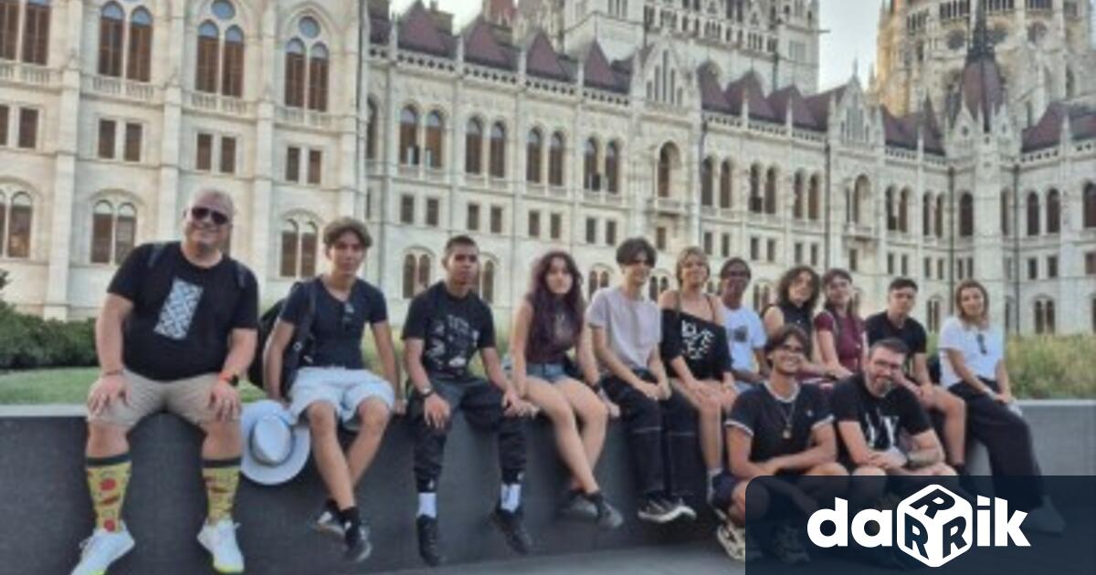 Ученици от Средно училище Епископ Константин Преславски в Бургас взеха