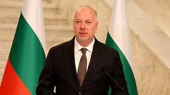 Росен Желязков: България няма да изпраща войски в Украйна