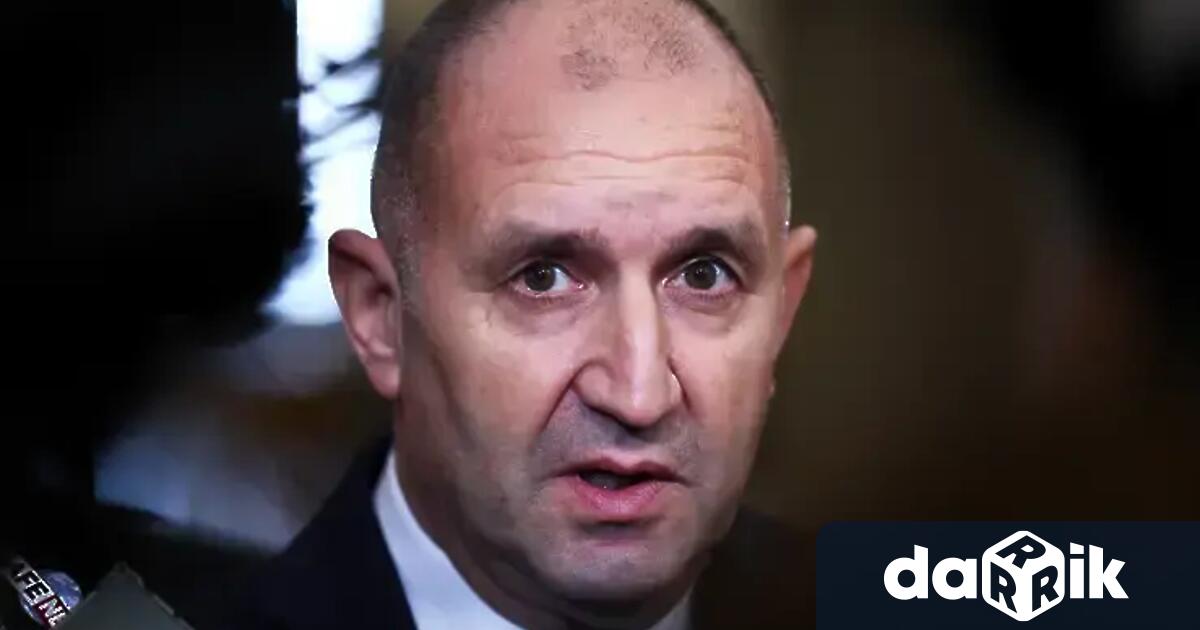 В момента санкционирани за корупция от нашите стратегически партньори извършват