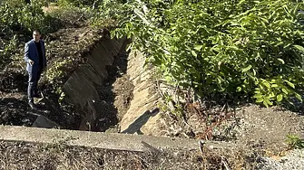 Областният управител проверява на място изпълнението на мерките, приети от кризисния щаб