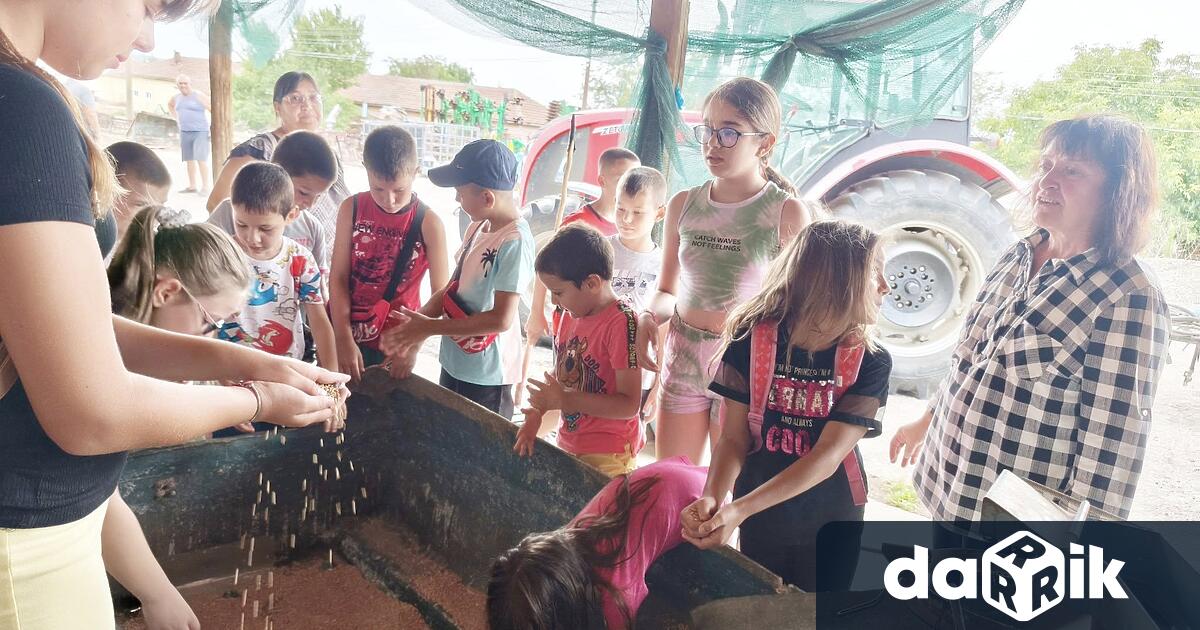 И в с Козар Белене успешно приключи занималнята към НЧ