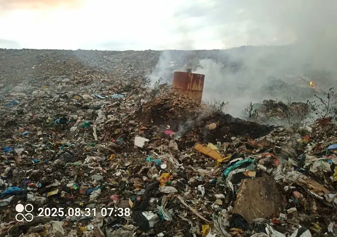 Сметището в Цалапица отново пламна, засега няма замърсяване на въздуха