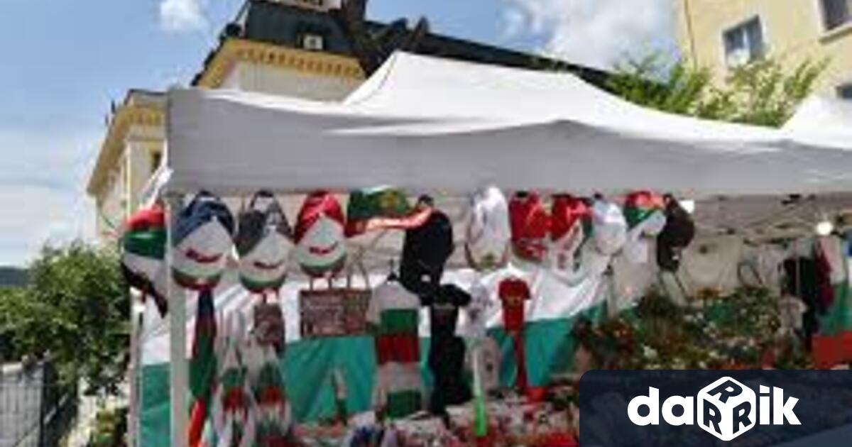 И тази година главната улица на Сливен ще се изпъстри