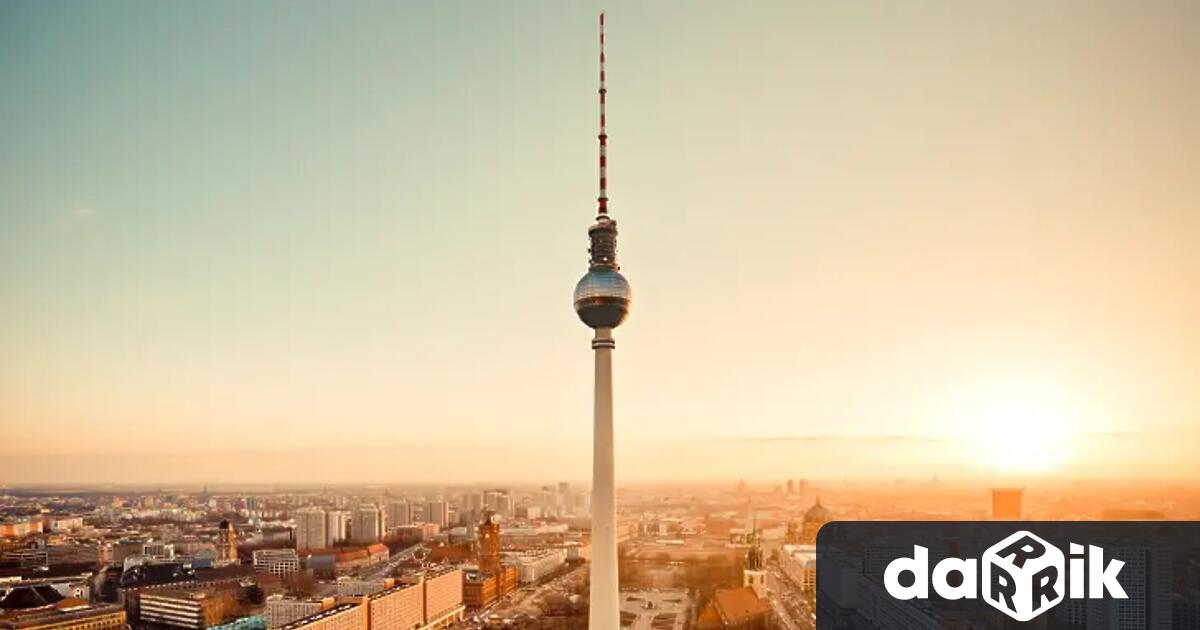 Автомобил се вряза днес в група хора в германската столица