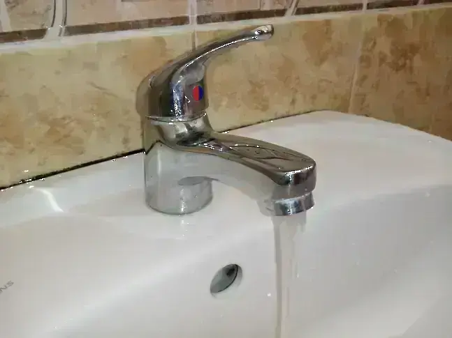 Водата днес от 19,00 до 22,00 часа, утре сутрин от 6,00 до 9,00 часа