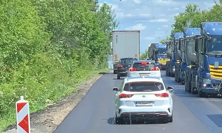 Започна ремонт на отсечката, на която загина Сияна