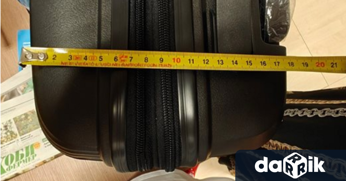 Младо момиче плати 75 евро за куфар ръчен багаж на
