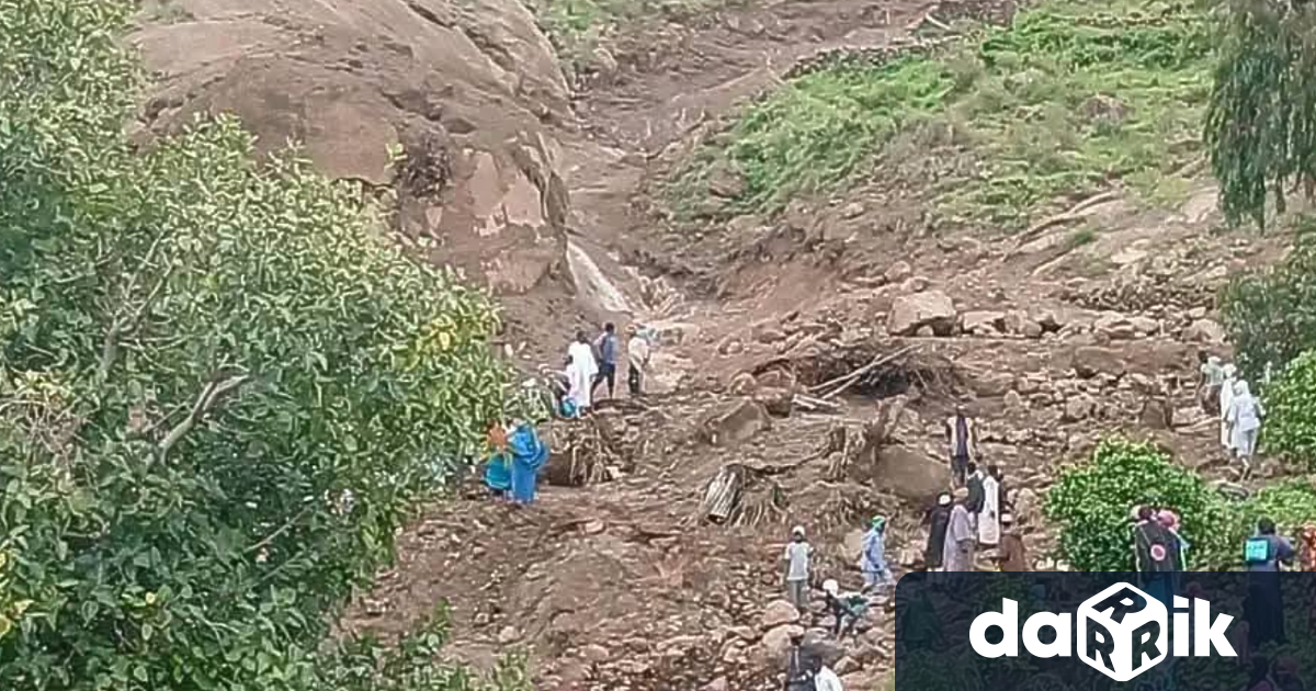 Тежко свлачище напълно унищожи село Тарасин в планината Мара в