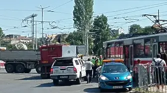 Има задържан по случая с дерайлиралия трамвай в София