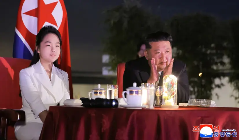  Наследница на трона? Дъщерята на Ким Чен-ун е с него в Китай 