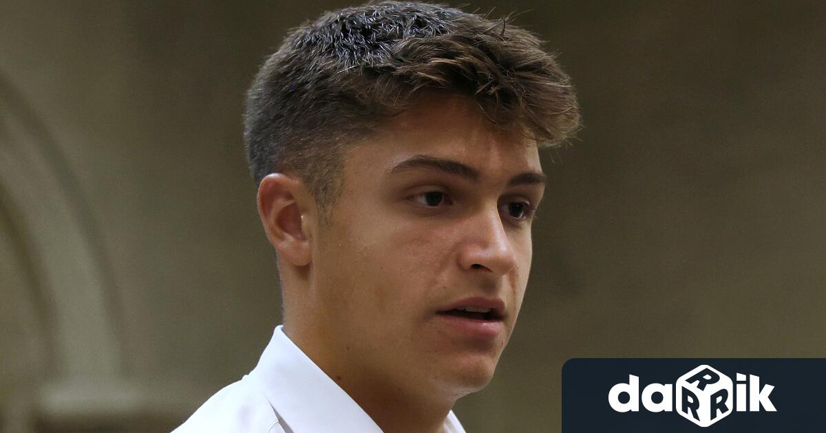 Младата ни тенис звездаАлександър Василев се завърна в родината Той