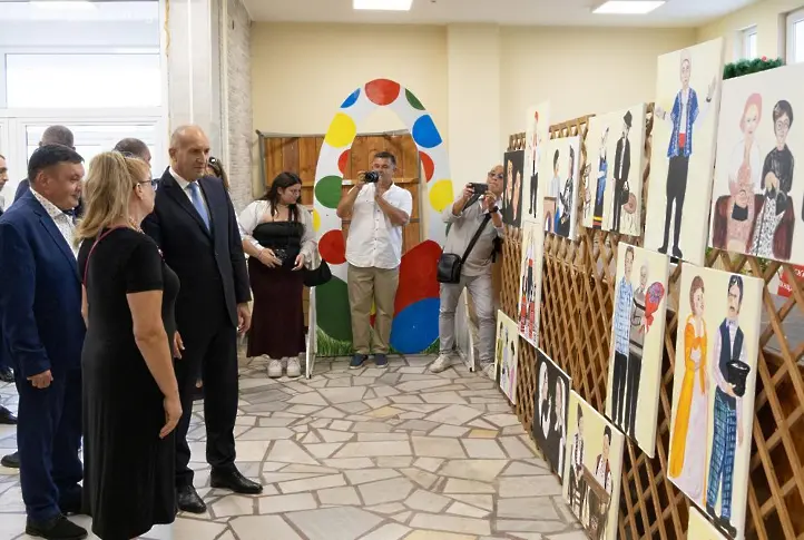 Румен Радев: Гулянци е град със сърдечни жители и задружна общност, която цени приемствеността и взаимното уважение