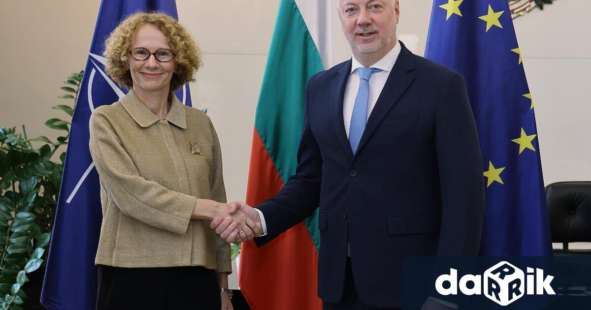 Активната роля на България в НАТО и в колективната отбрана