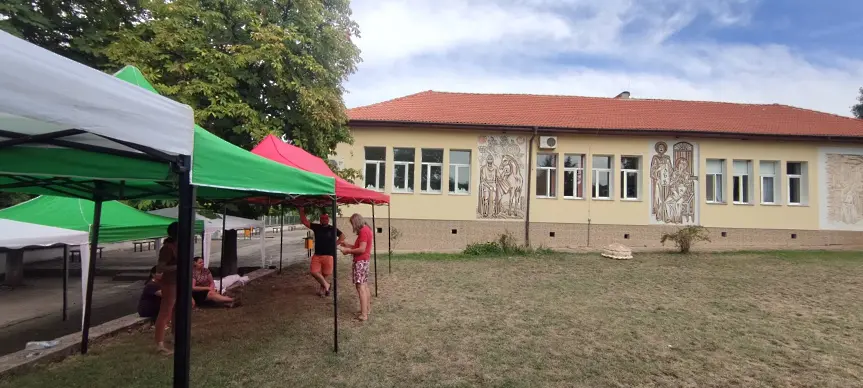 Първи Празник на крутмача в село Крепост