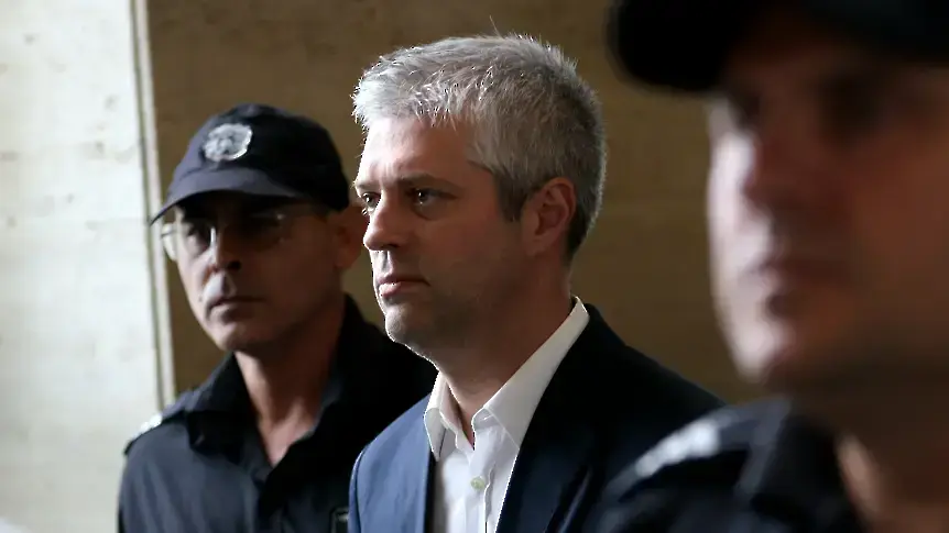 Нов опит за промяна на мерките: Коцев, Барбутов и Рафаилов искат да излязат от ареста