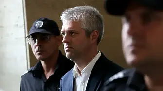 Нов опит за промяна на мерките: Коцев, Барбутов и Рафаилов искат да излязат от ареста