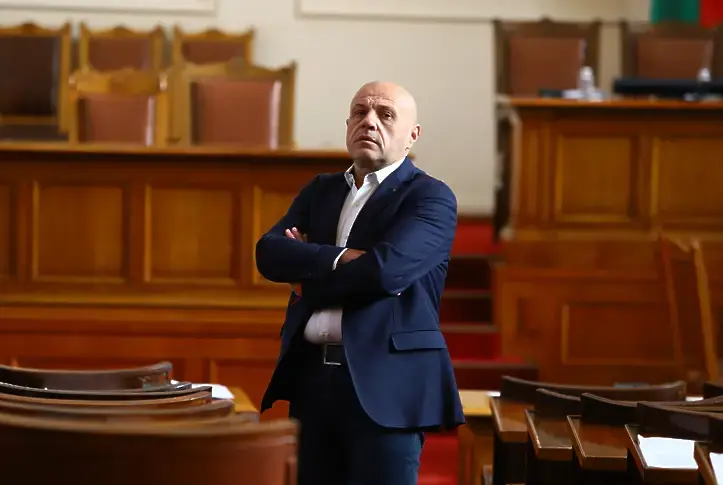 Дончев чака второто плащане по ПВУ до средата на октомври