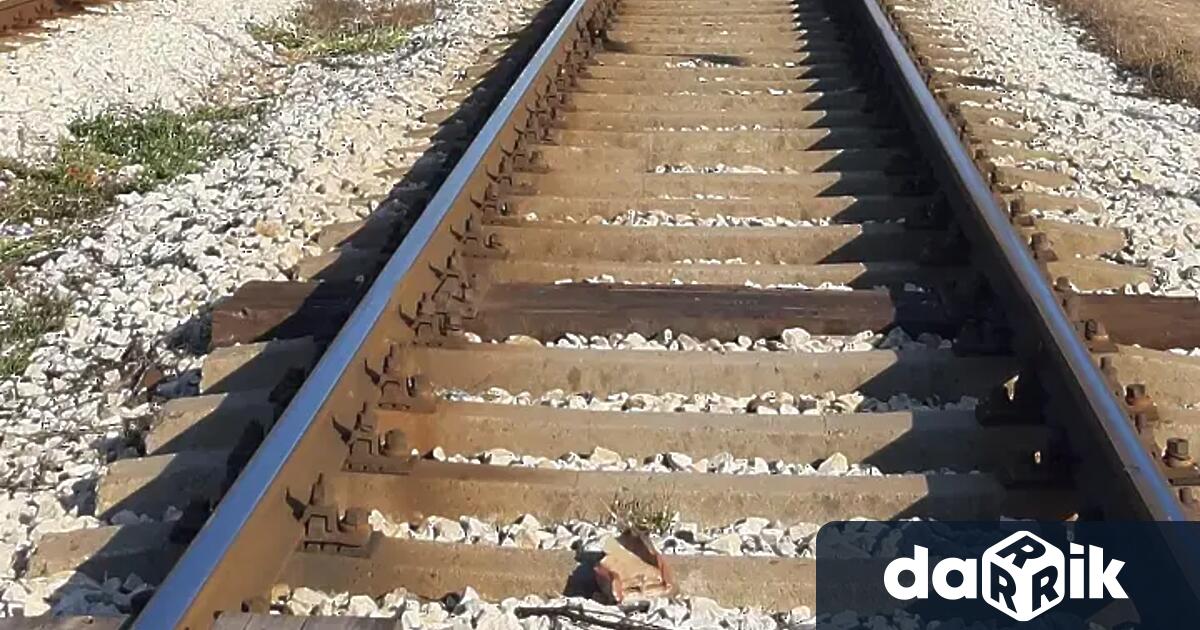 Закъснение с над час и половина за бързите влакове от